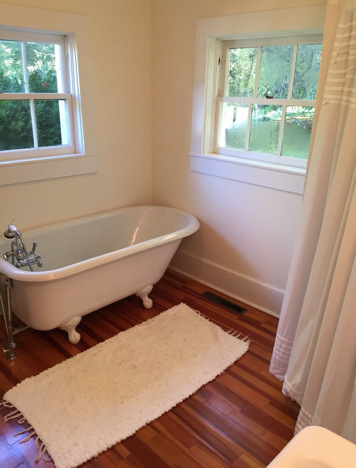 Great family home in Historic Flat Rock