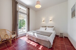 2 sovrum, strykjärn/strykbräda, sängkläder och rullstolsanpassning