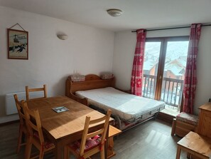 2 Schlafzimmer, Reisekinderbett, kostenloses WLAN, Rollstuhlgeeignet