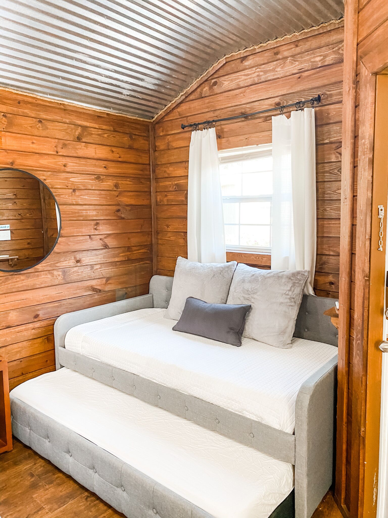 Tiny House #4 @Gathering Oaks Retreat