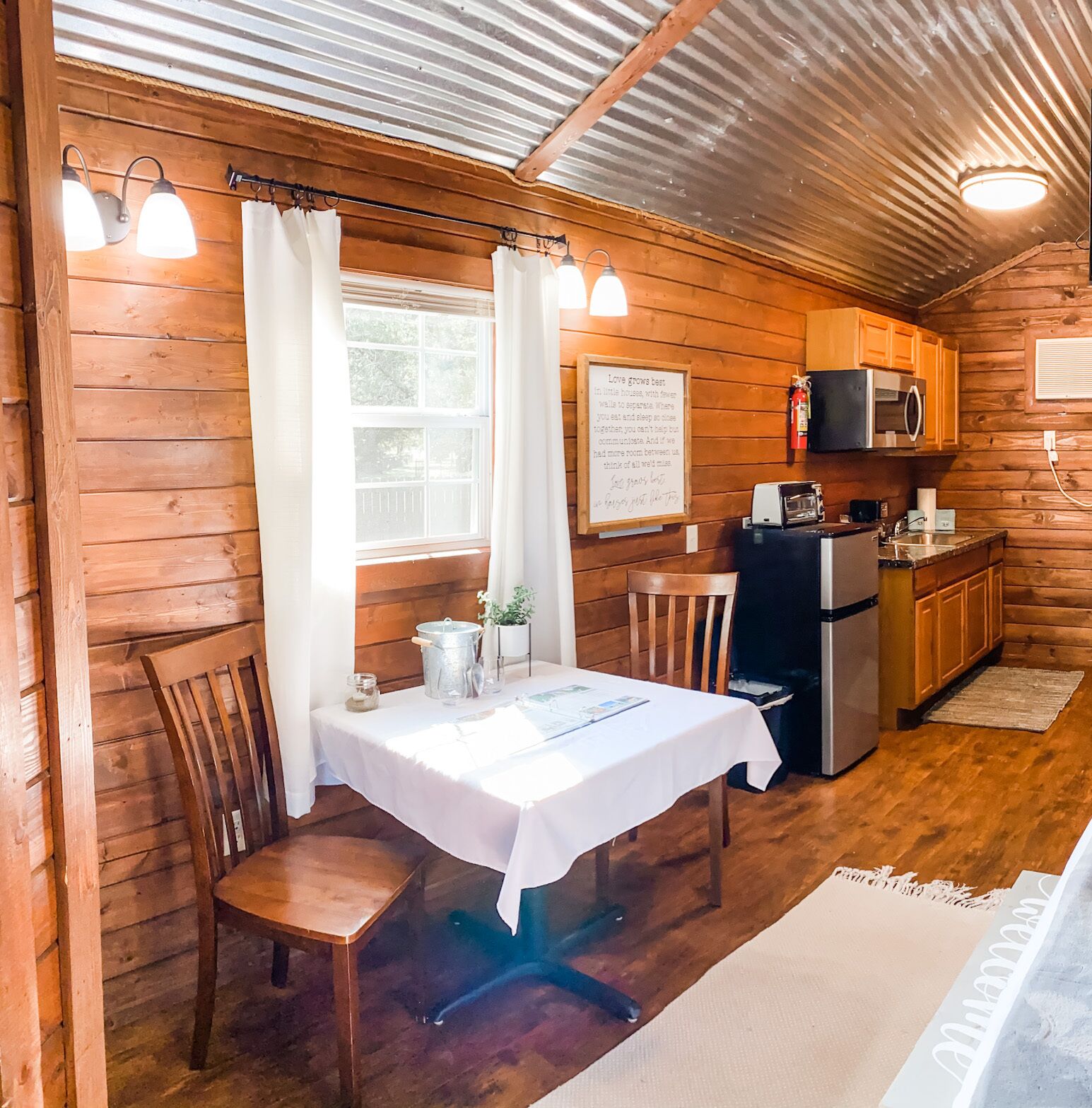 Tiny House #4 @Gathering Oaks Retreat