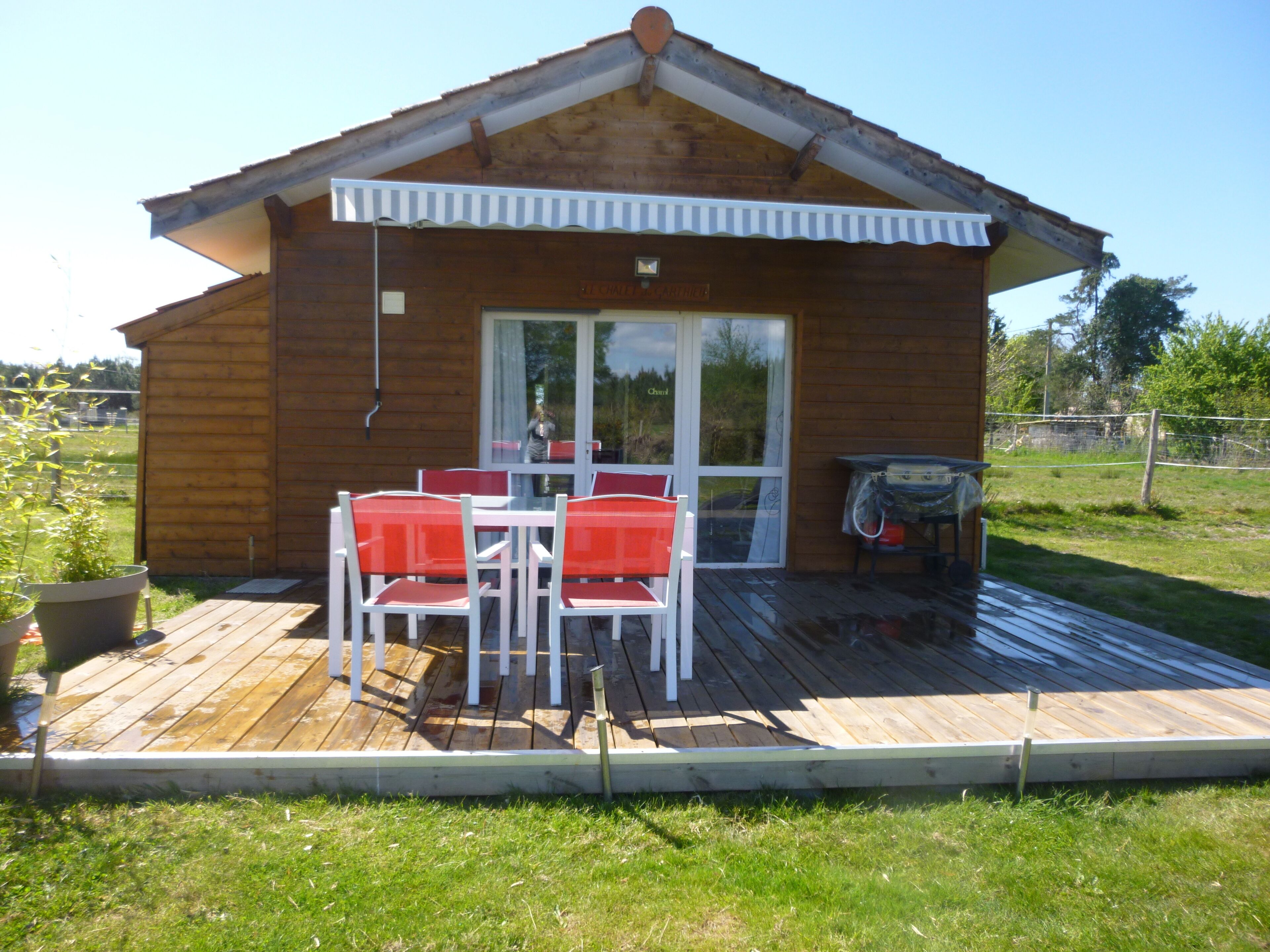 Chalet 4 people with shared pool