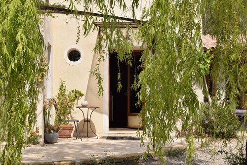 Maison  avec piscine sur la colline
