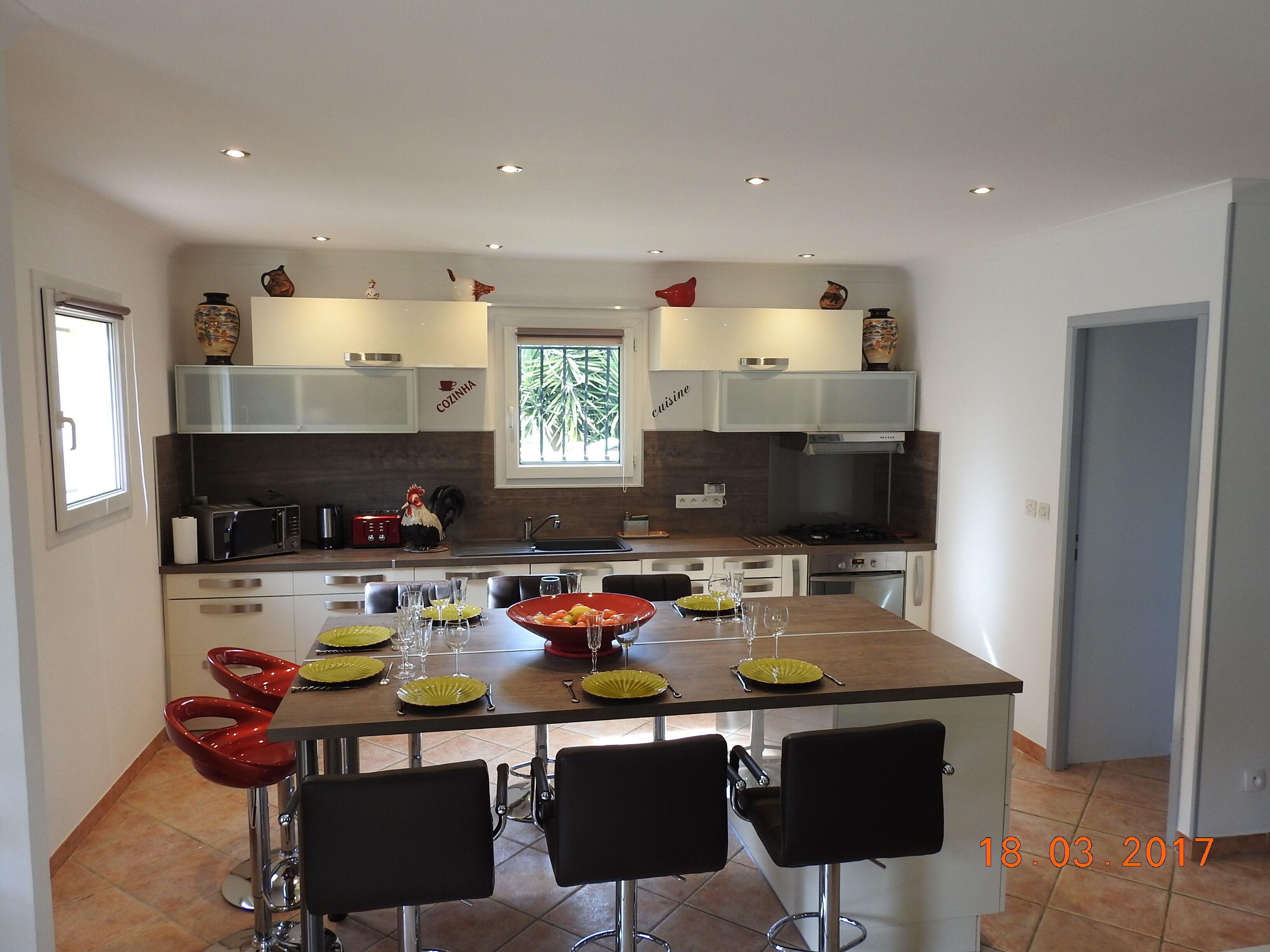 PROVENCAL VILLA CLOSE TO CASSIS 5mm FROM THE BEACHES OF THE COTTON