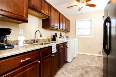 Cozy 3-Bedroom Home in College Park, MD