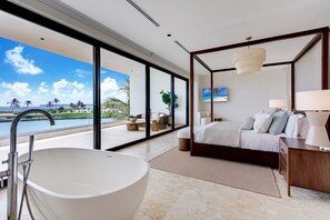 7 dormitoris, escriptori i planxa i posts de planxar 