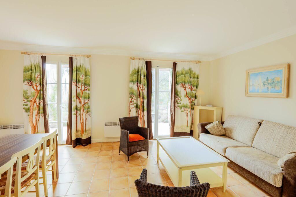 The Villas at the Restanques of the Gulf of St Tropez - maeva Home - Villa facing the lake 4 rooms for 8 people - Comfort