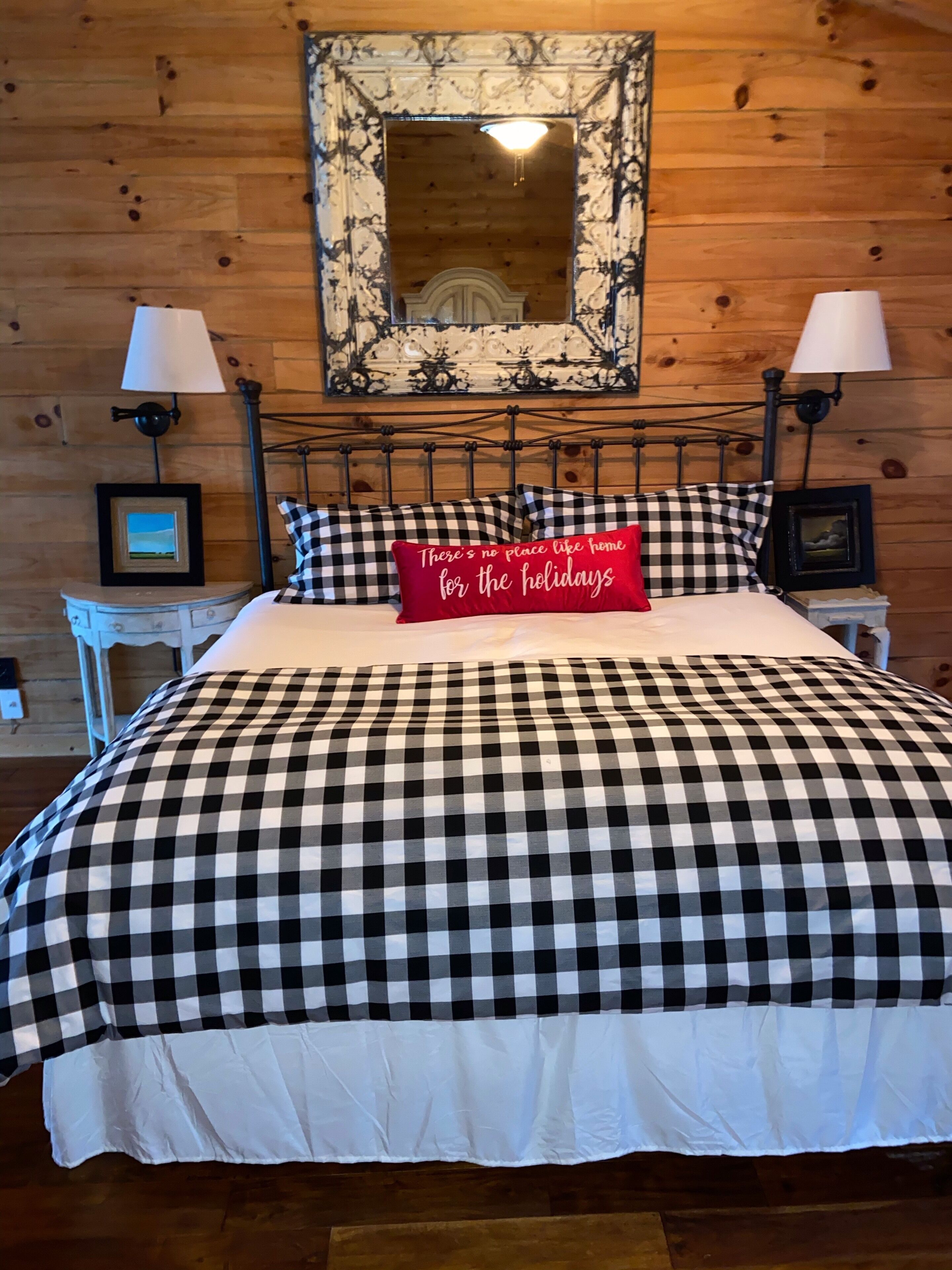 Lake Front Luxury Cabin