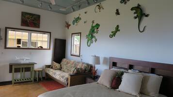 アイロン / アイロン台、WiFi (無料)、ベッドシーツ