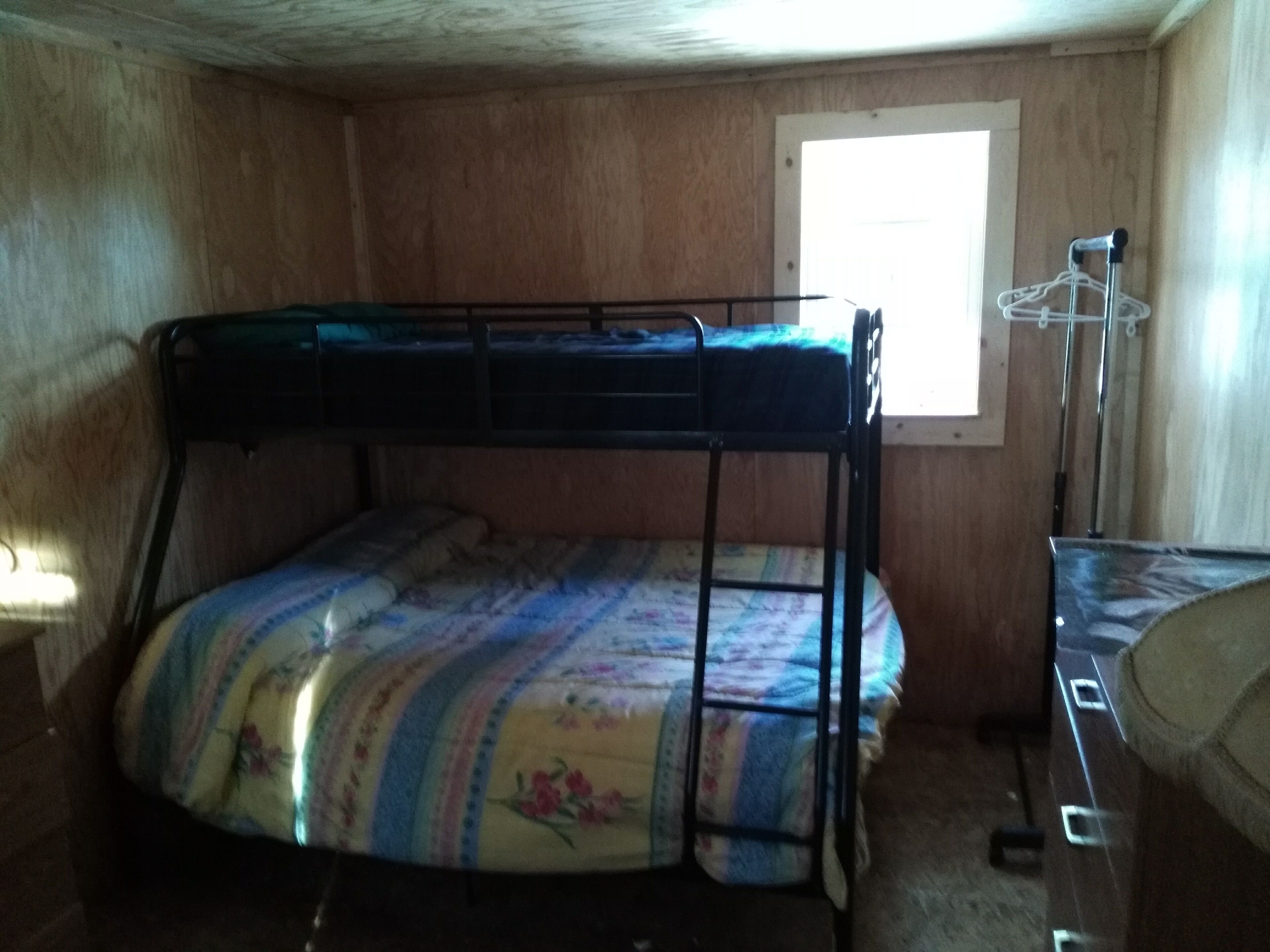 Hungry Moose Cabin in Kasilof