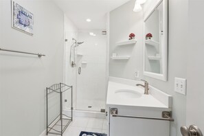 Towels - 28 Canvasback ~ 4th Row | 4Br Home, Just a 3 Minute Walk to Sea Pines Beach! (Hilton Head Island)