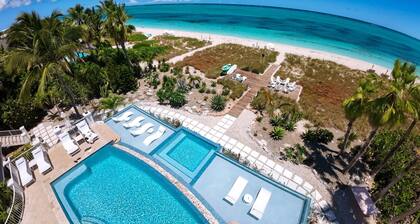 BEACHFRONT OMAISUUS! Grace Bay Beach, vuodepaikkoja 10