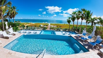 Piscine extérieure, piscine chauffée