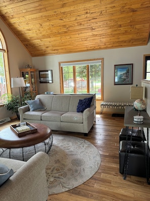 Smart TV, fireplace, video games, DVD player