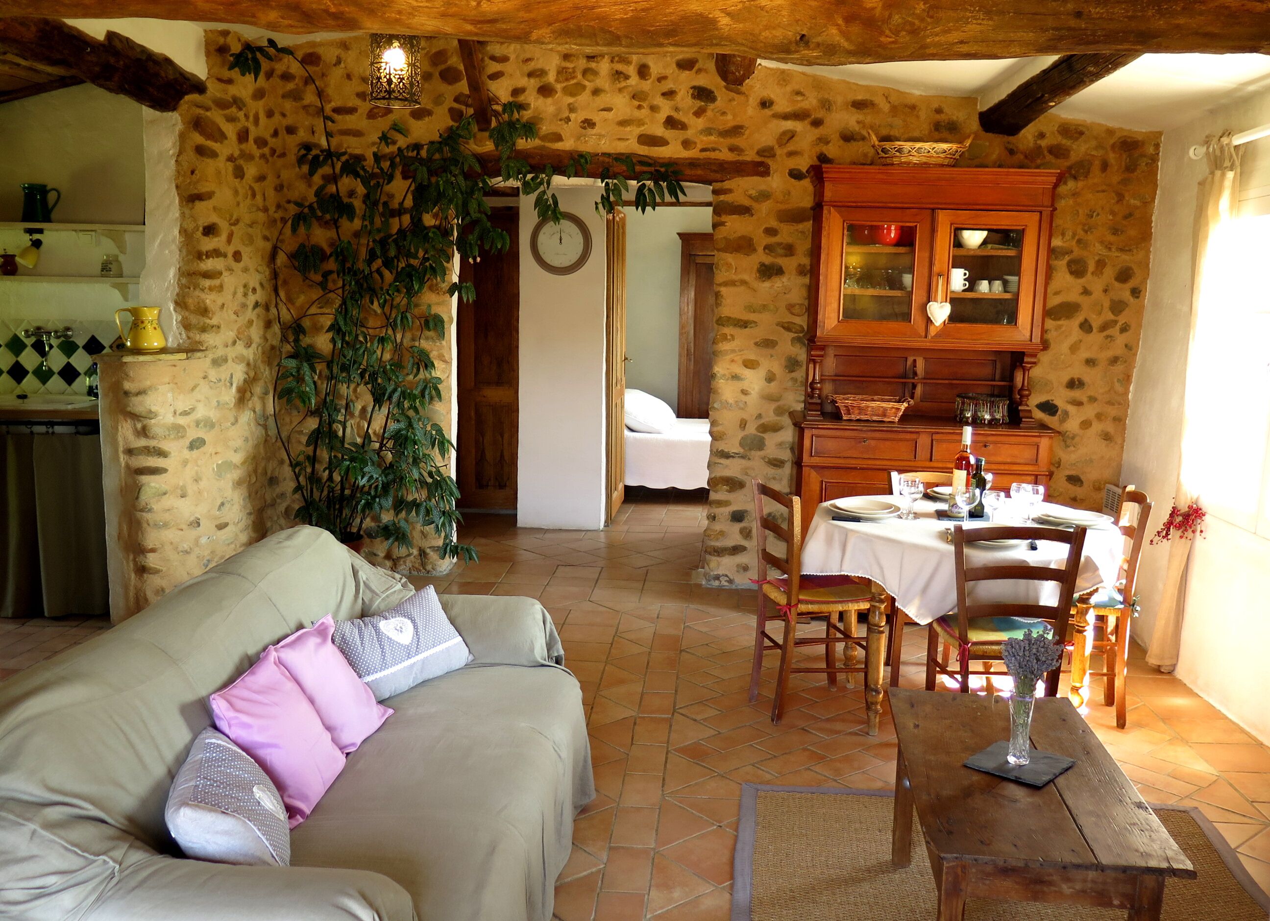 Charming cottage with swimming pool