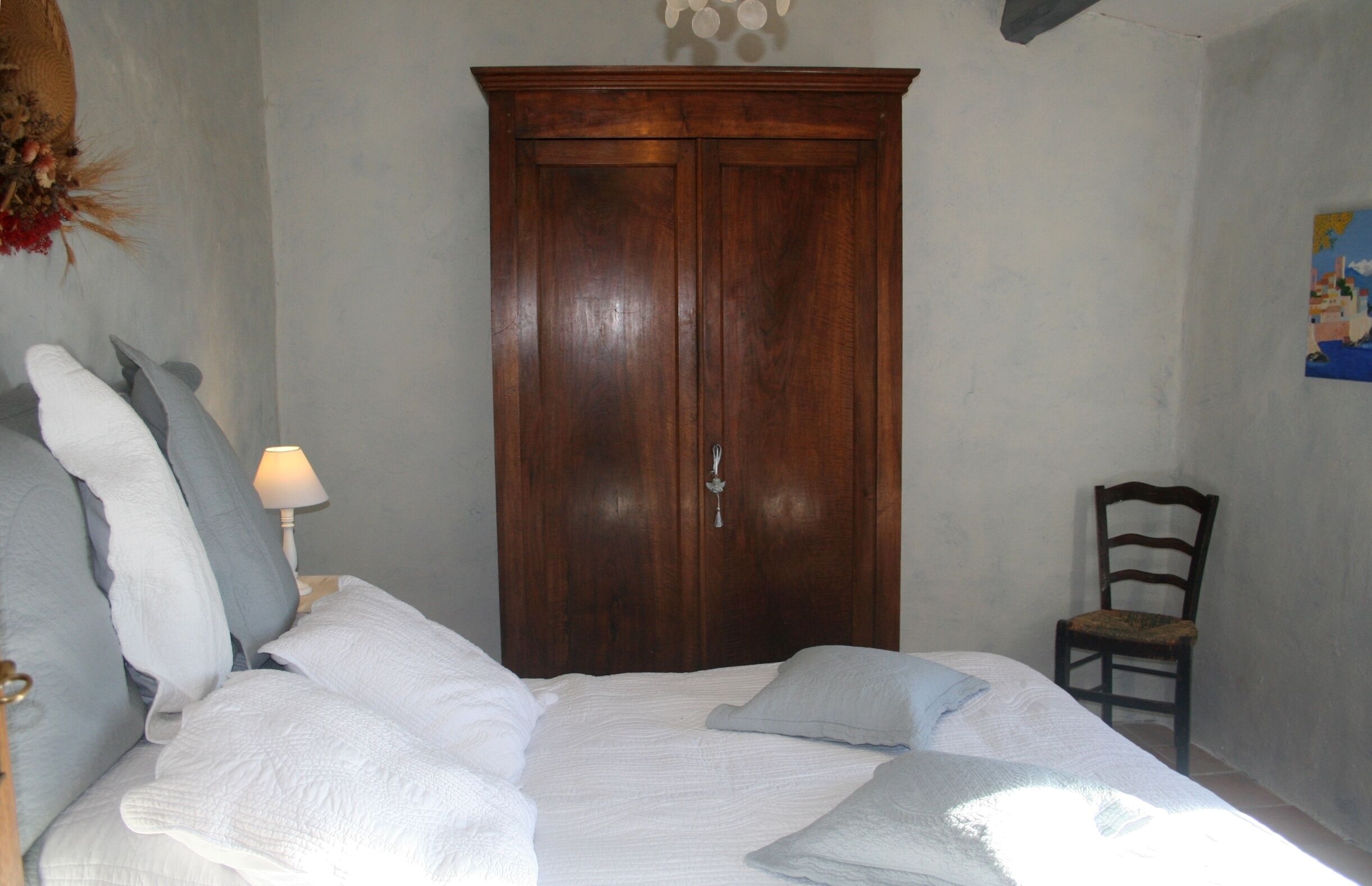 Charming cottage with swimming pool