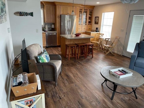 Peach on the Beach - 3BR/2 BA - Fort Morgan - Pet Friendly