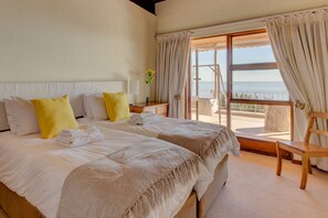 4 bedrooms, iron/ironing board, travel cot, free WiFi