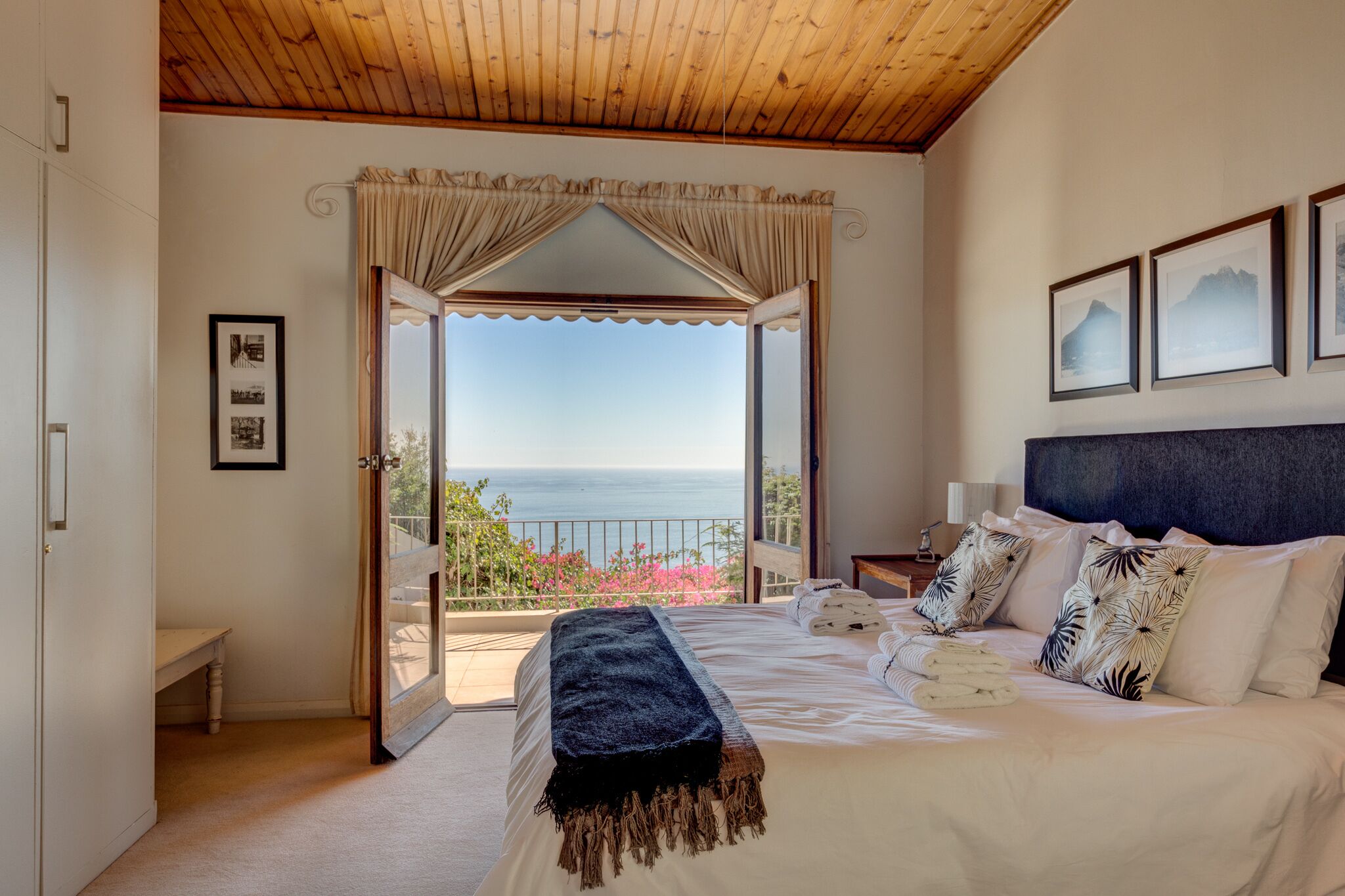 4 chambres, fer et planche à repasser, lit parapluie, Wi-Fi gratuit