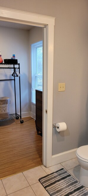 Combined shower/bathtub, eco-friendly toiletries, hair dryer, towels - 4513 State Line 1920 Bungelow updated for modern living (KCMO)