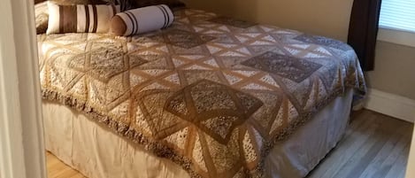 2 chambres, fer et planche Ă repasser, accĂšs au Wi-Fi (inclus)