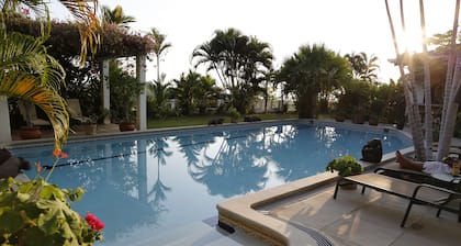 VILLAS CASA LOMA (Villa 4) - FLAMINGO BEACH'S BESTE KEPT SECRET FÜR ÜBER 30 JAHRE