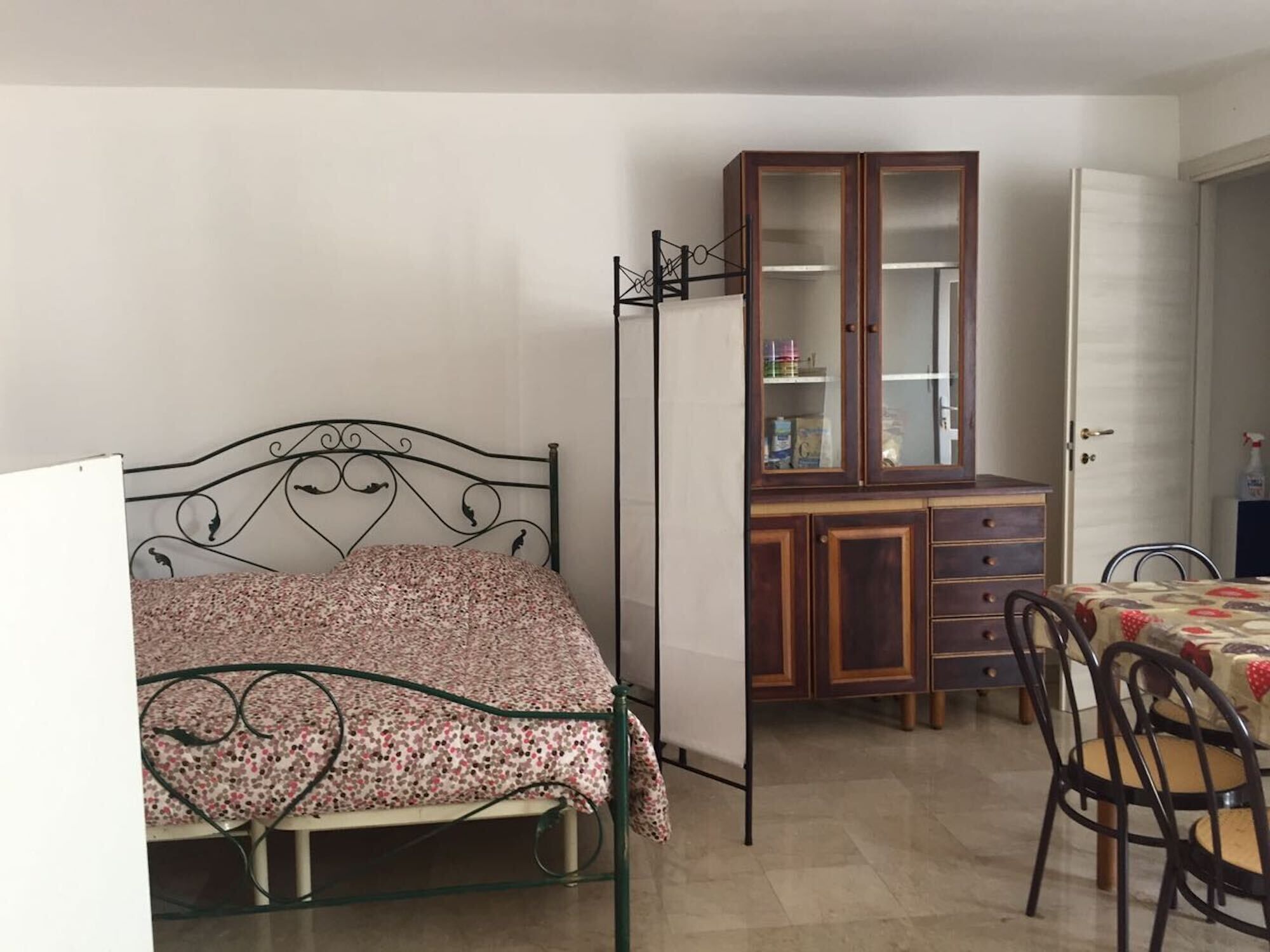 1 camera, Wi-Fi gratuito, lenzuola, accesso in sedia a rotelle