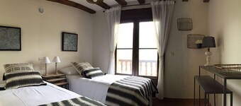 Rural house (full rental) El Tombo de Santa Catalina for 30 people