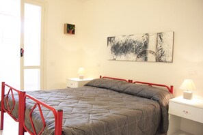 4 chambres, bureau, fer et planche à repasser, Wi-Fi