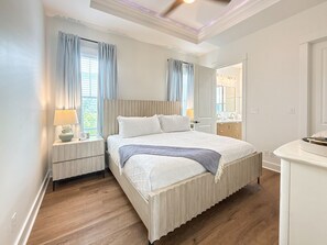 3 bedrooms, desk, iron/ironing board, travel crib