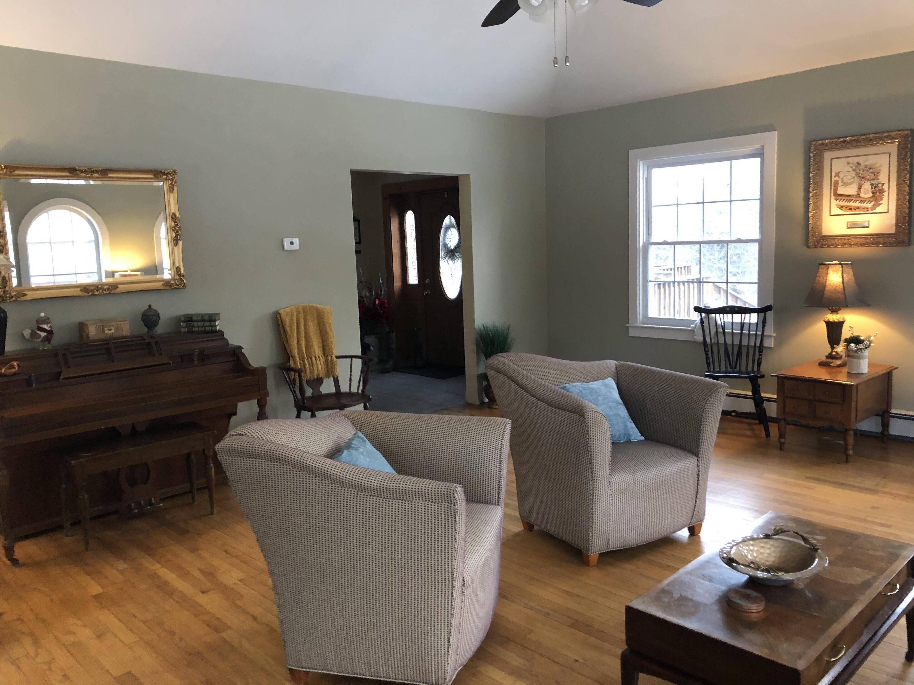 Large home for families or groups