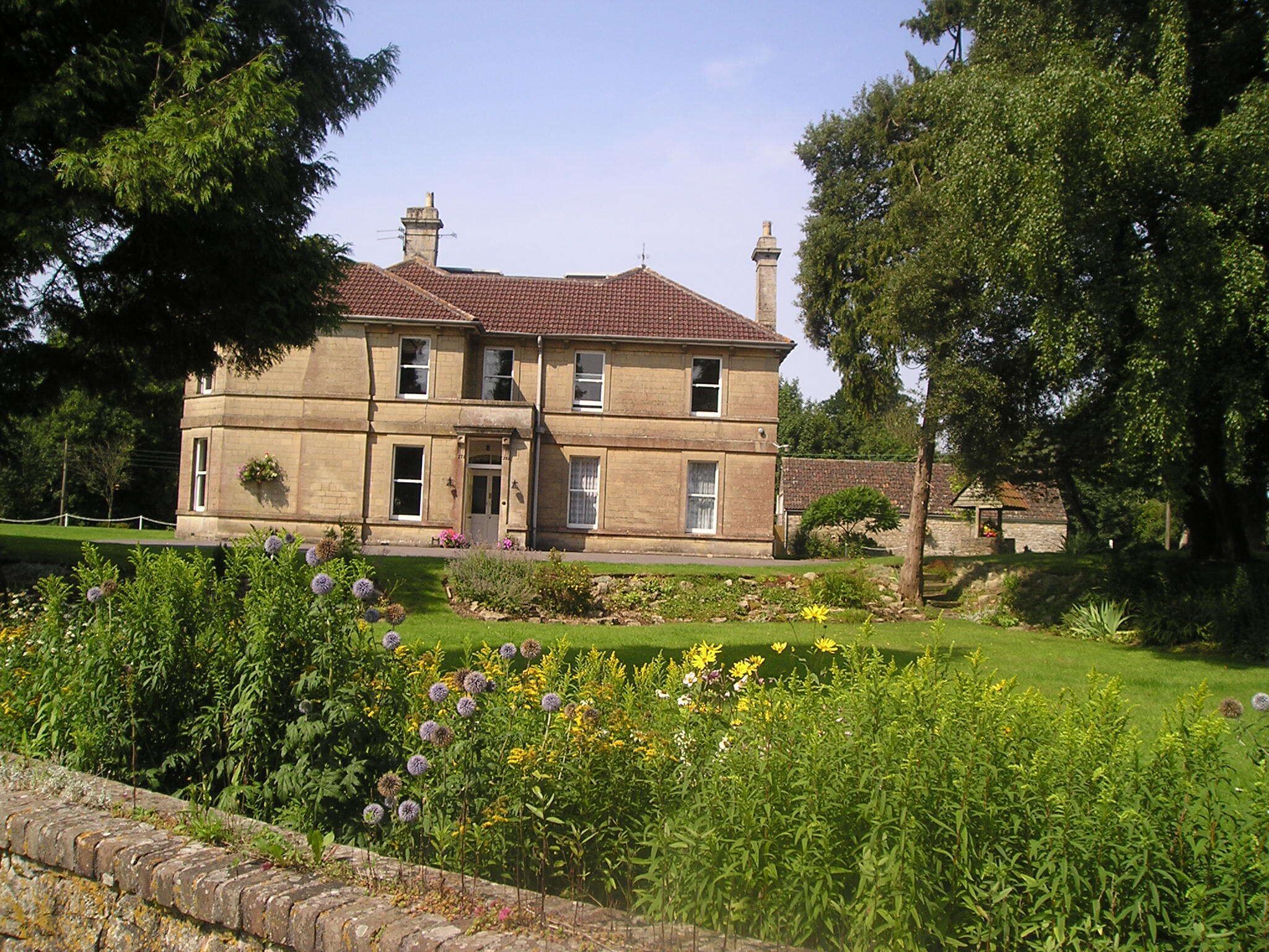 Large country house near Bath, SW England. Sleeps groups 15 - 24 (max 30).