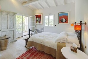4 bedrooms, Internet, bed sheets