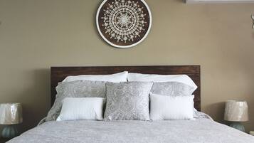1 dormitorio, tabla de planchar con plancha, wifi gratis y ropa de cama