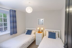 3 bedrooms - Corffe Cottages, Spacious country cottage, heated Indoor pool (Barnstaple)