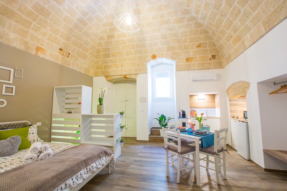Dimora Antica Via Milord - Suite San Martino