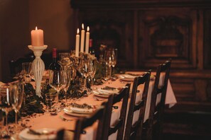 Banquet hall - Gather in the Pyrenees: Pool Days & Fire-Pit Nights (Ossun-Ez-Angles)