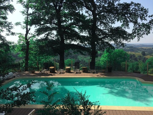 Gather in the Pyrénées: Pool days and Fire Pit Nights