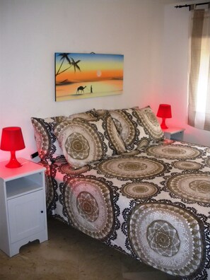 2 chambres, fer et planche à repasser, Wi-Fi gratuit