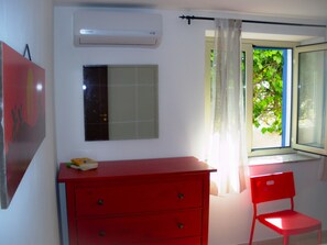 2 Schlafzimmer, Bügeleisen/Bügelbrett, kostenloses WLAN