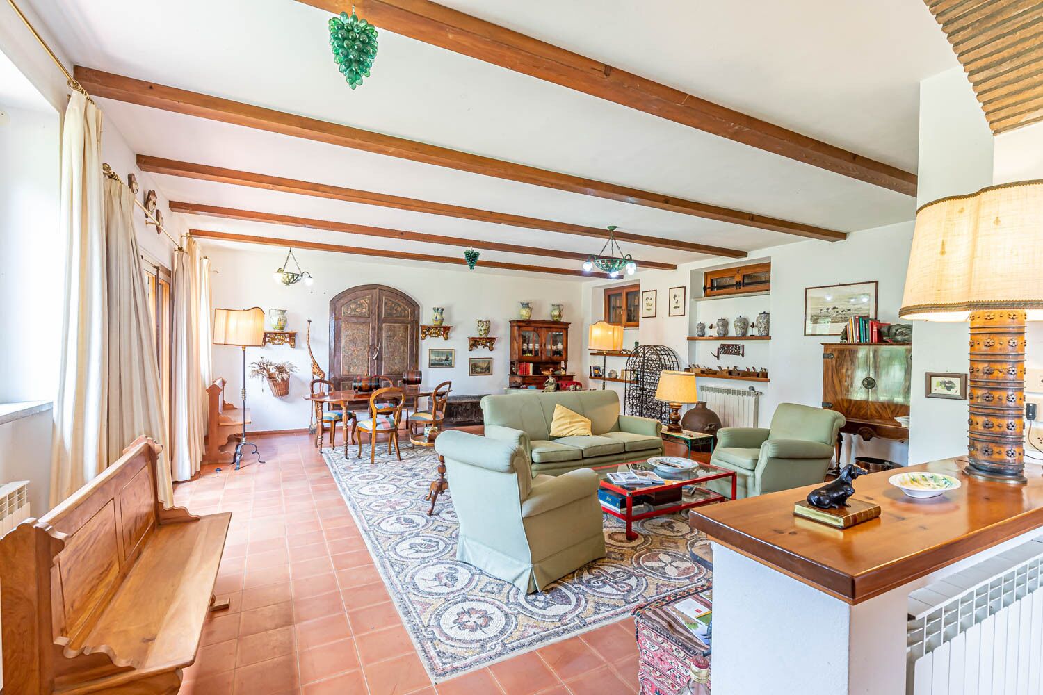 Hilltop farmhouse with pool and sea view