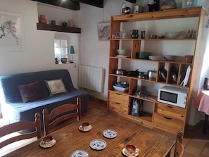 Interior - Casal, very beautiful stone house in the wild steppe of the Causse (Campestre-Et-Luc)