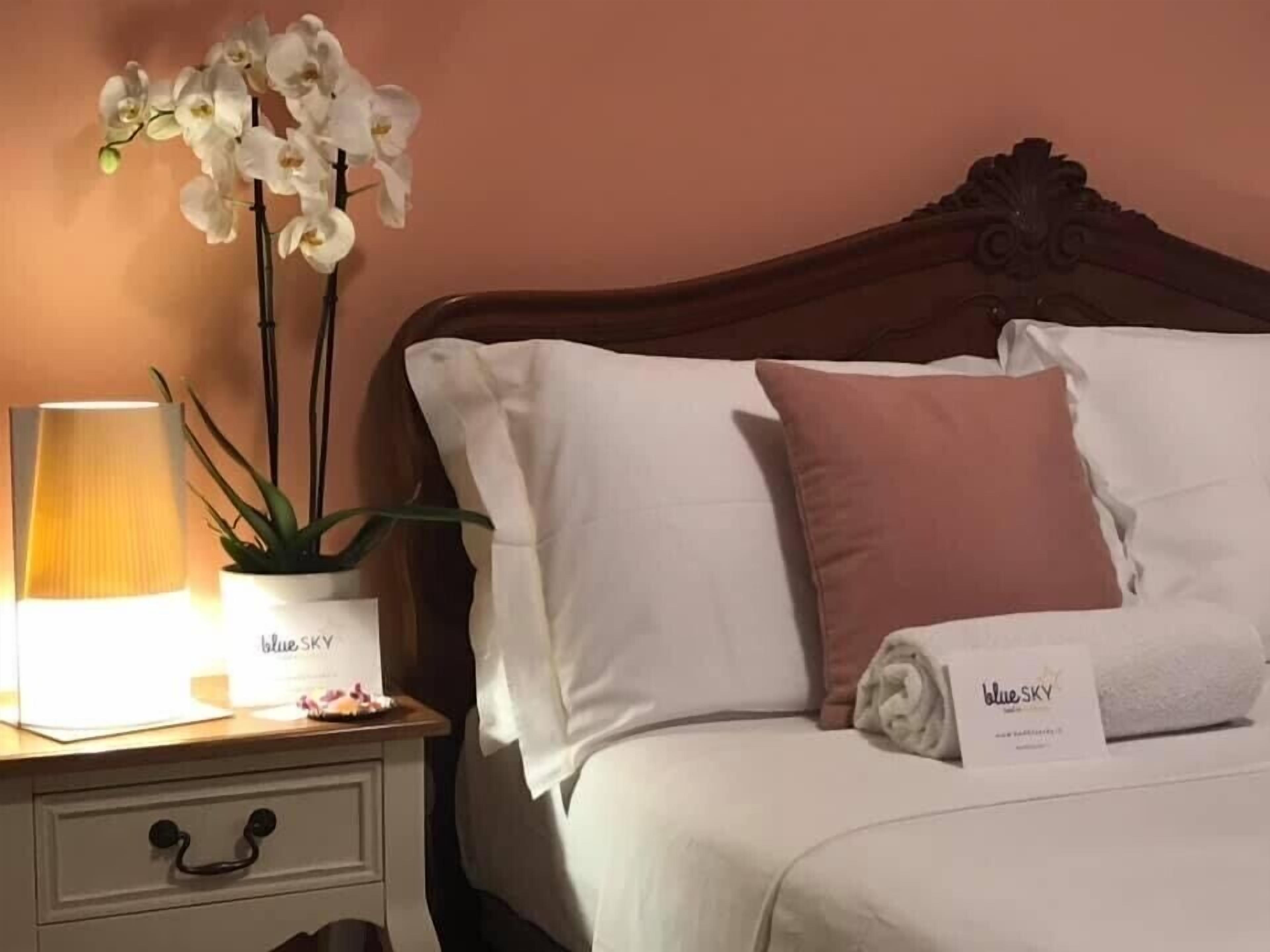 Moonlight In Exclusive - Bedbluesky 