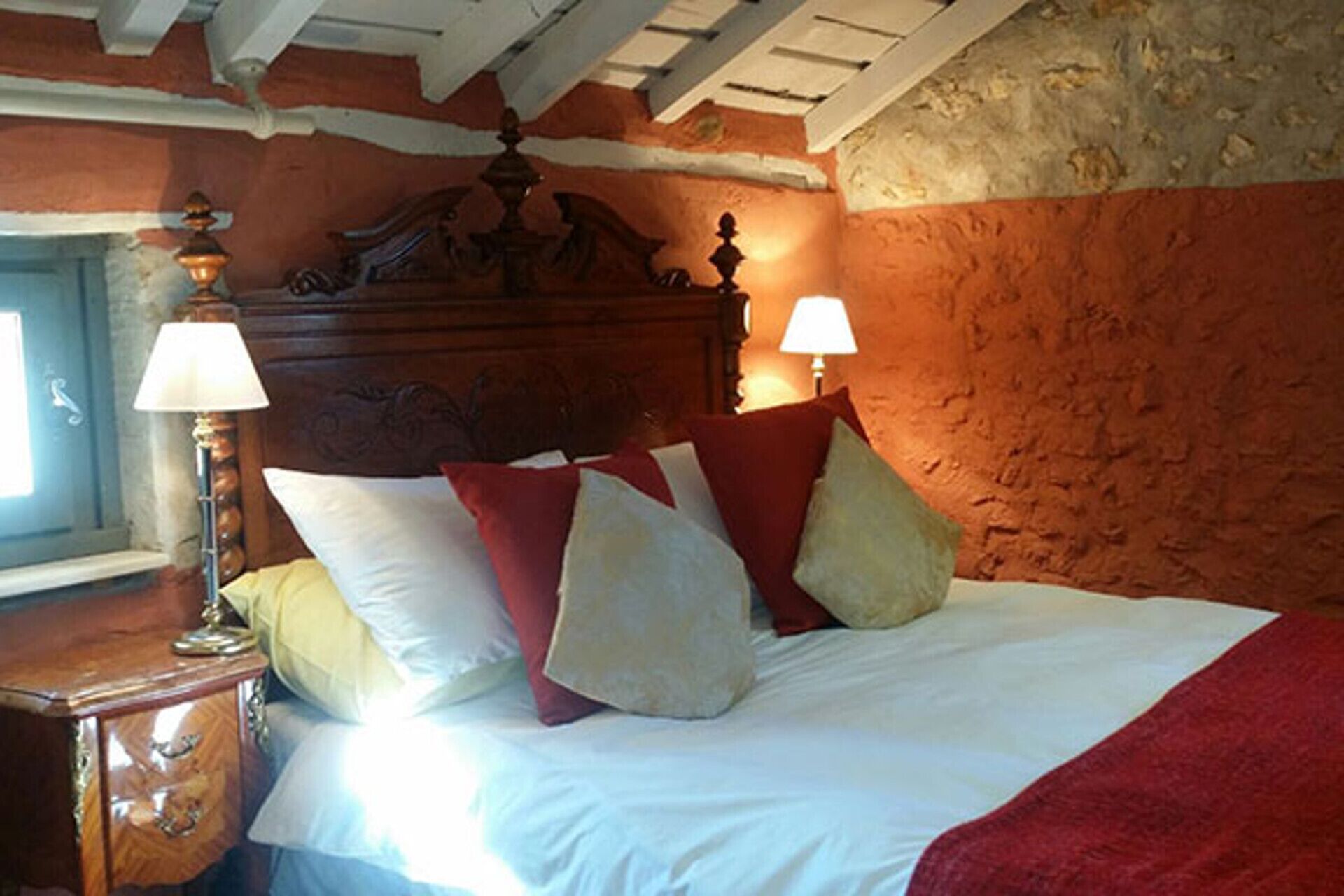 Tranquil transformed millhouse set in 4 acres of stunning Dordogne countryside.