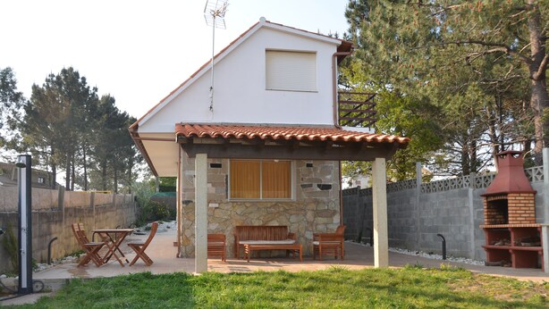 Outdoor dining - Villa near the beach in Sanxenxo (Sanjenjo)