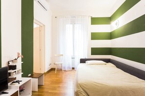 2 habitaciones, tabla de planchar con plancha y wifi gratis
