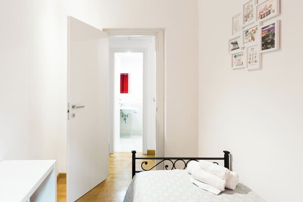 2 habitaciones, tabla de planchar con plancha y wifi gratis