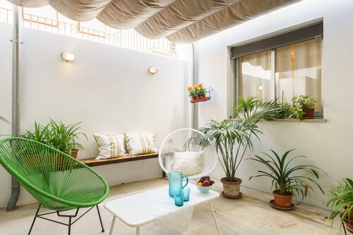 Comfortable village house fully refurbished with inner patio, up to 4 people