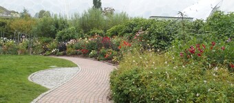 Epphaven Apartment With Outdoor Pool And Gardens In Historic Mansion House