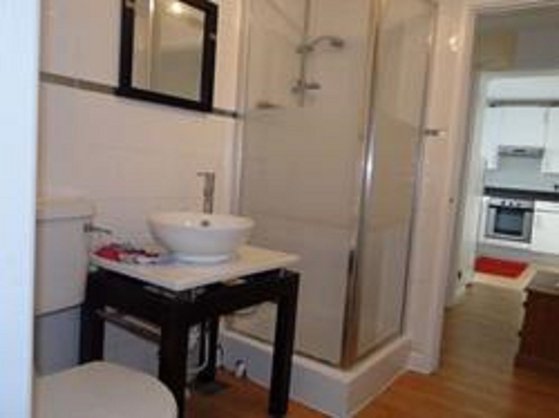 Beautiful Apartment 10 Minute walk from Principality stadium 